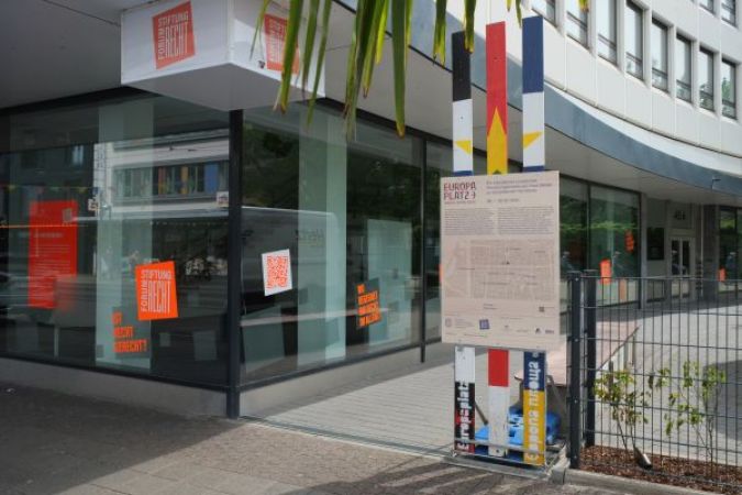 Europaplatz (Recht sprechen)