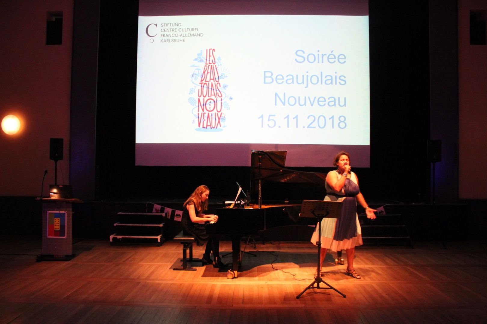 Le Beaujolais Nouveau est arrivé -Santé!