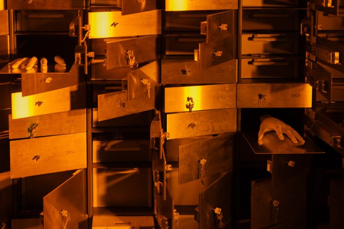 Retour de Paris: Charlotte Eifler - Fantômes