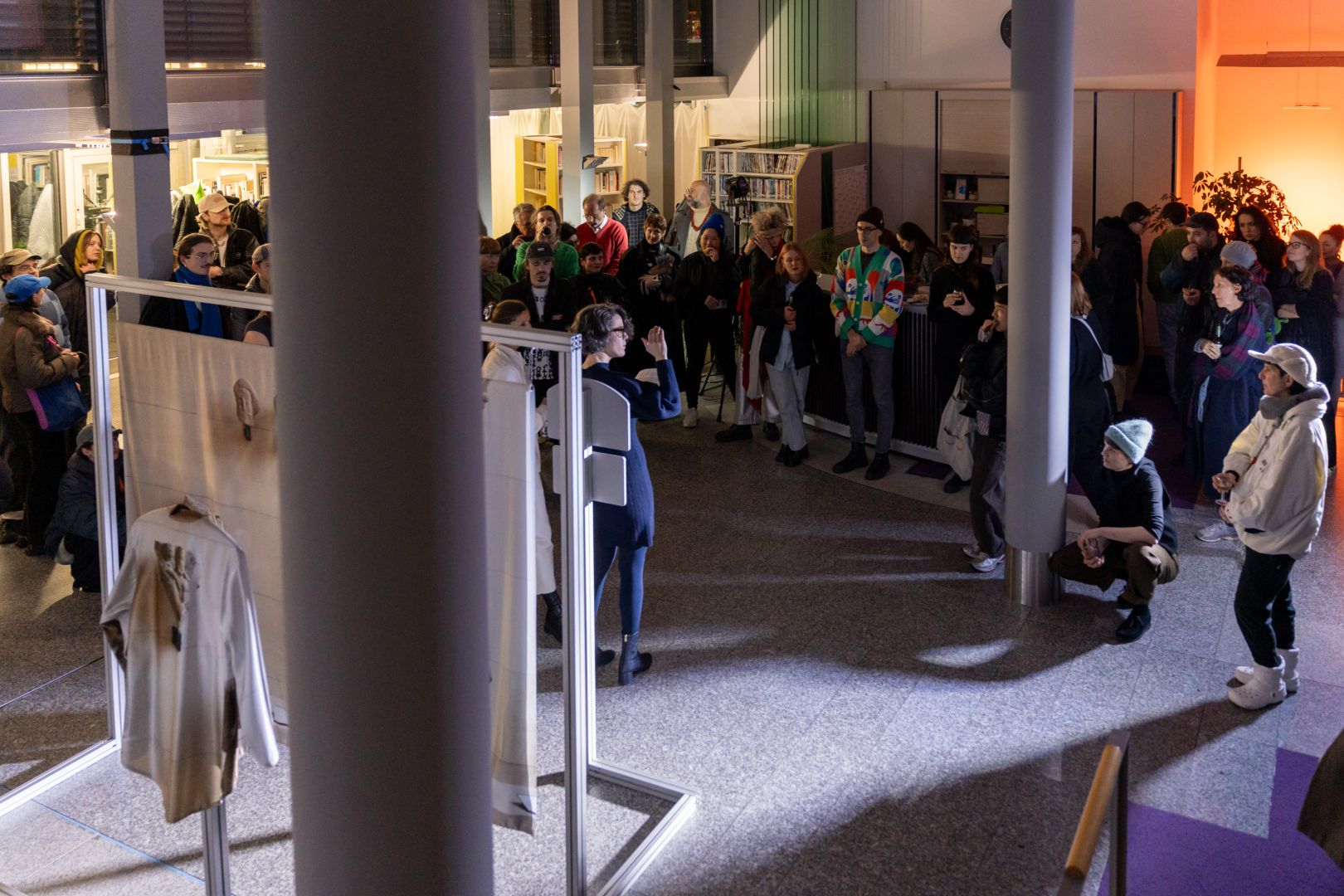 Retour de Paris: Charlotte Eifler - Fantômes