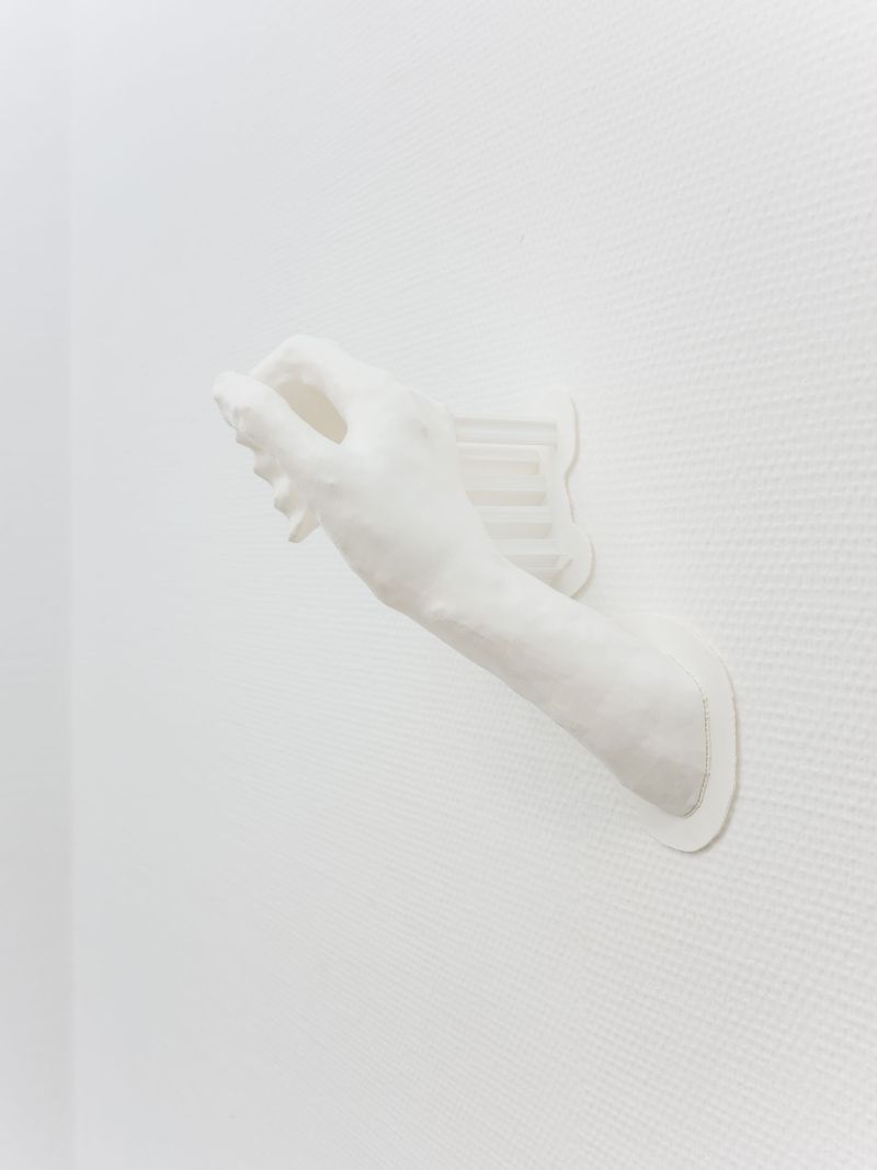 Retour de Paris: Juli Gebhardt "Out of bounds" 