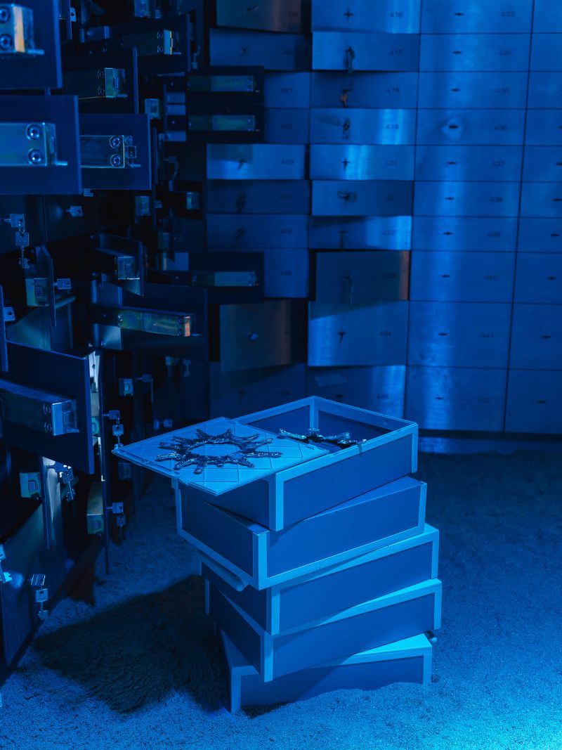 Retour de Paris: Juli Gebhardt "Out of bounds" 