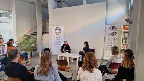 Autorinnengespräch: Hélène Laurain - Partout le feu